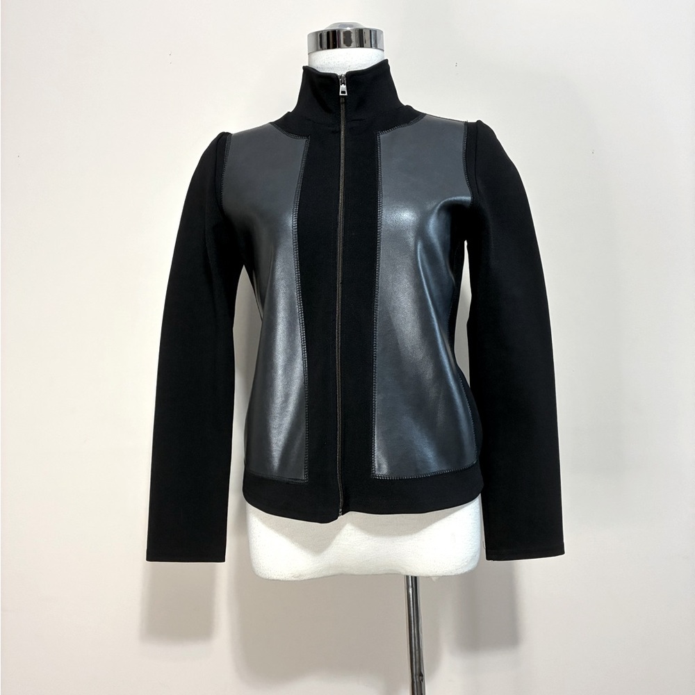Langevin Paris Women’s Two Piece pant Suit With Faux Leather